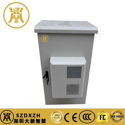 IP55 Outdoor Telecom Cabinet Powder Coating Pole Mount Enclosure With Cooling System